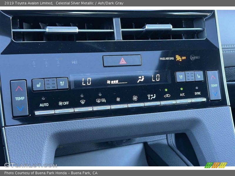 Celestial Silver Metallic / Ash/Dark Gray 2019 Toyota Avalon Limited