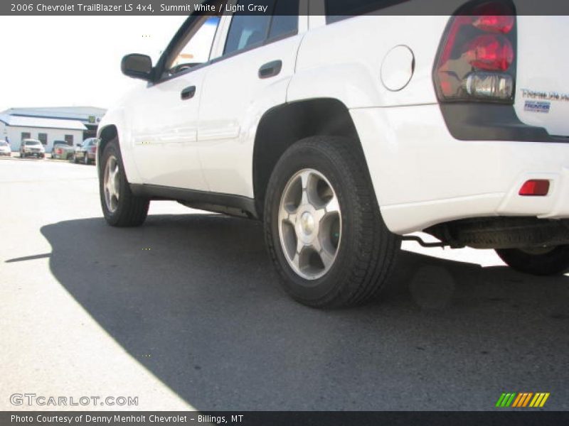 Summit White / Light Gray 2006 Chevrolet TrailBlazer LS 4x4