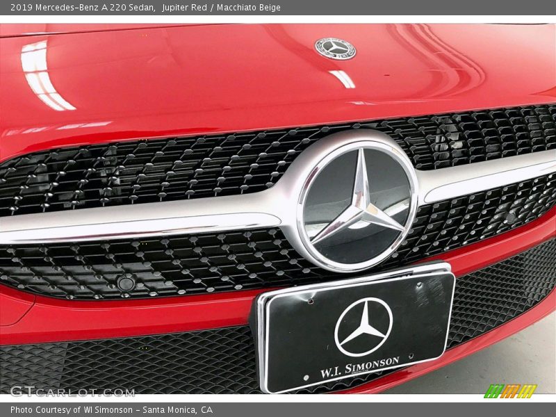 Jupiter Red / Macchiato Beige 2019 Mercedes-Benz A 220 Sedan