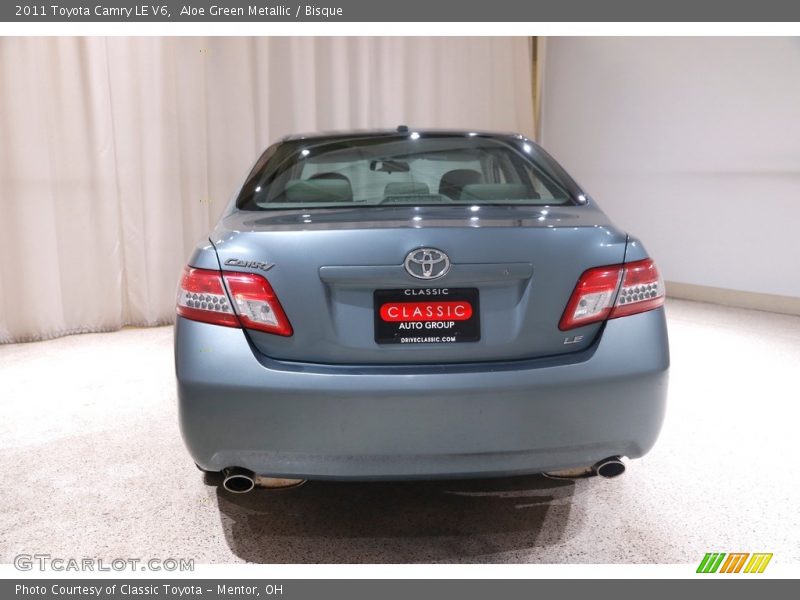 Aloe Green Metallic / Bisque 2011 Toyota Camry LE V6