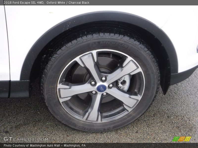 Oxford White / Charcoal Black 2018 Ford Escape SEL 4WD