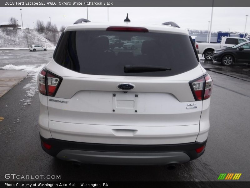 Oxford White / Charcoal Black 2018 Ford Escape SEL 4WD