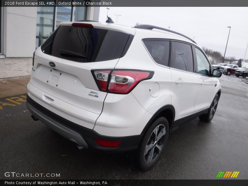 Oxford White / Charcoal Black 2018 Ford Escape SEL 4WD
