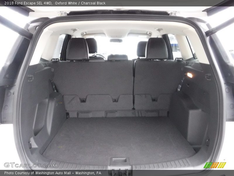 Oxford White / Charcoal Black 2018 Ford Escape SEL 4WD