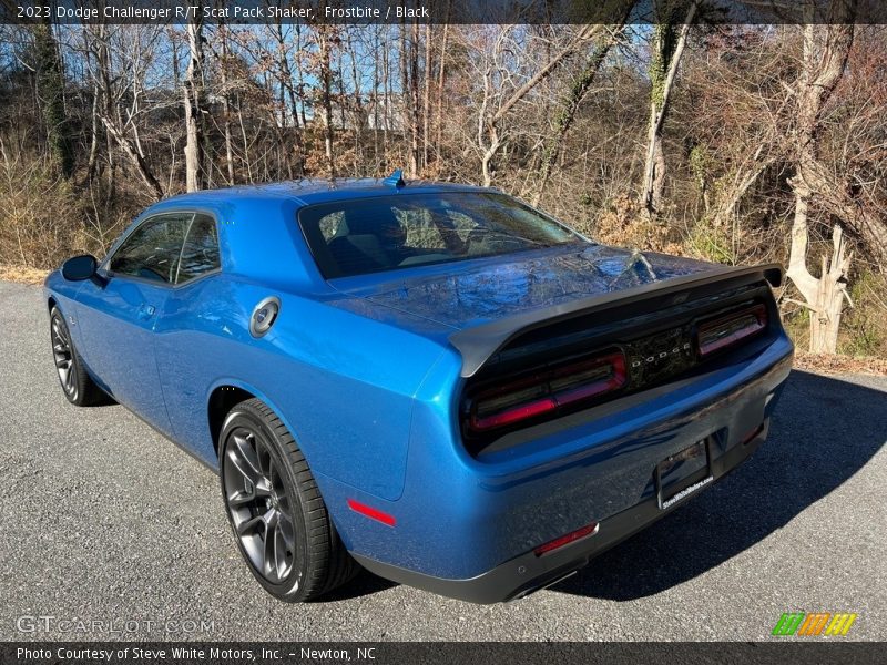 Frostbite / Black 2023 Dodge Challenger R/T Scat Pack Shaker