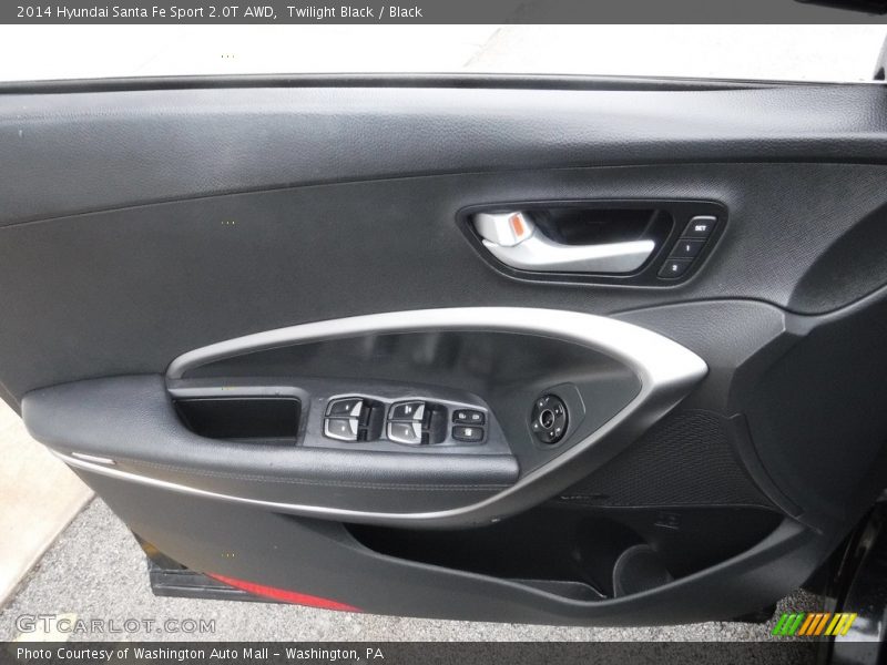 Door Panel of 2014 Santa Fe Sport 2.0T AWD