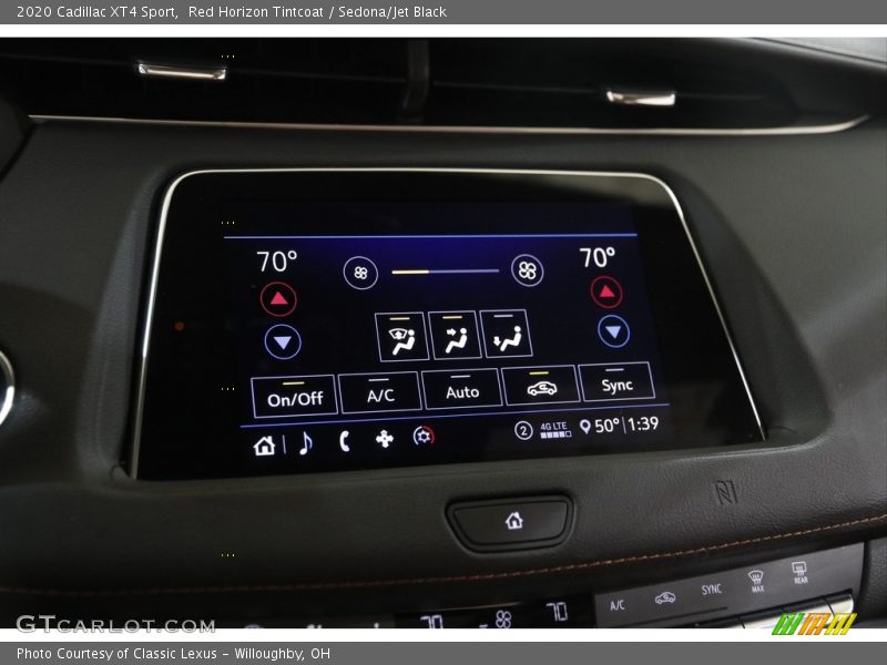 Controls of 2020 XT4 Sport