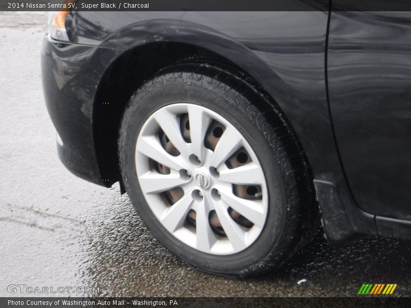 Super Black / Charcoal 2014 Nissan Sentra SV