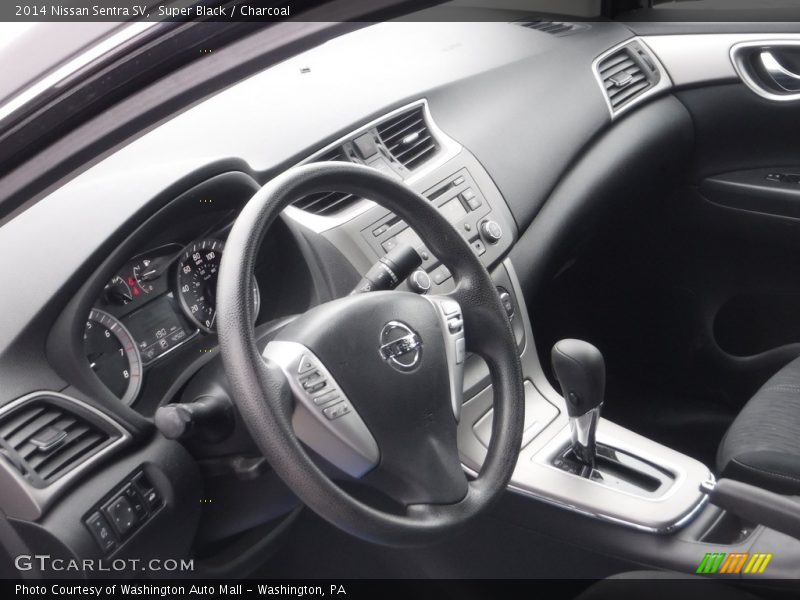 Super Black / Charcoal 2014 Nissan Sentra SV