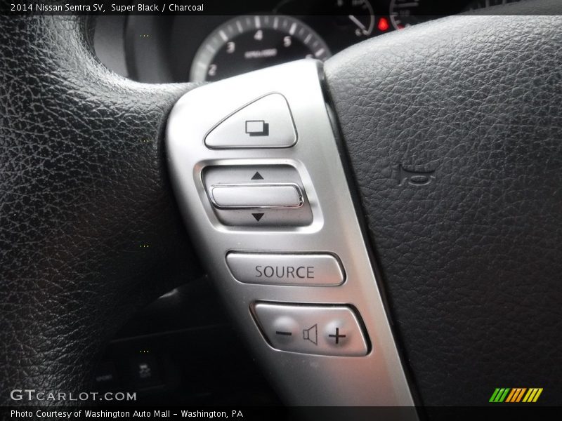 Super Black / Charcoal 2014 Nissan Sentra SV