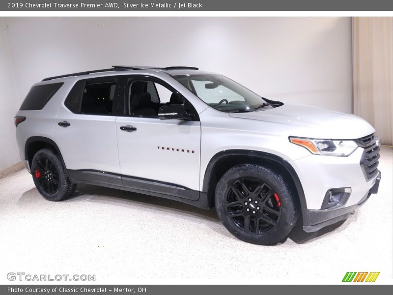 Silver Ice Metallic / Jet Black 2019 Chevrolet Traverse Premier AWD