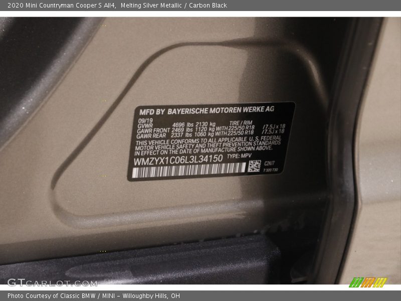Melting Silver Metallic / Carbon Black 2020 Mini Countryman Cooper S All4