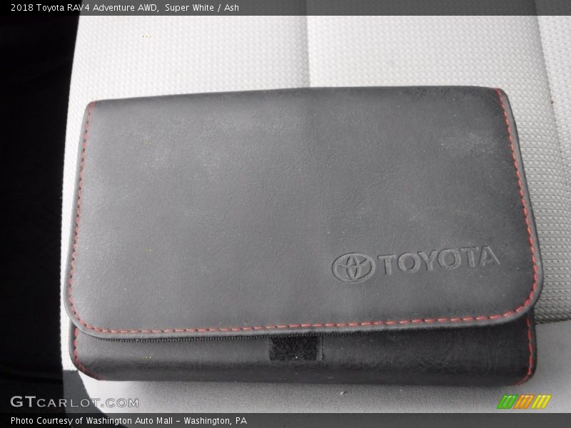 Super White / Ash 2018 Toyota RAV4 Adventure AWD