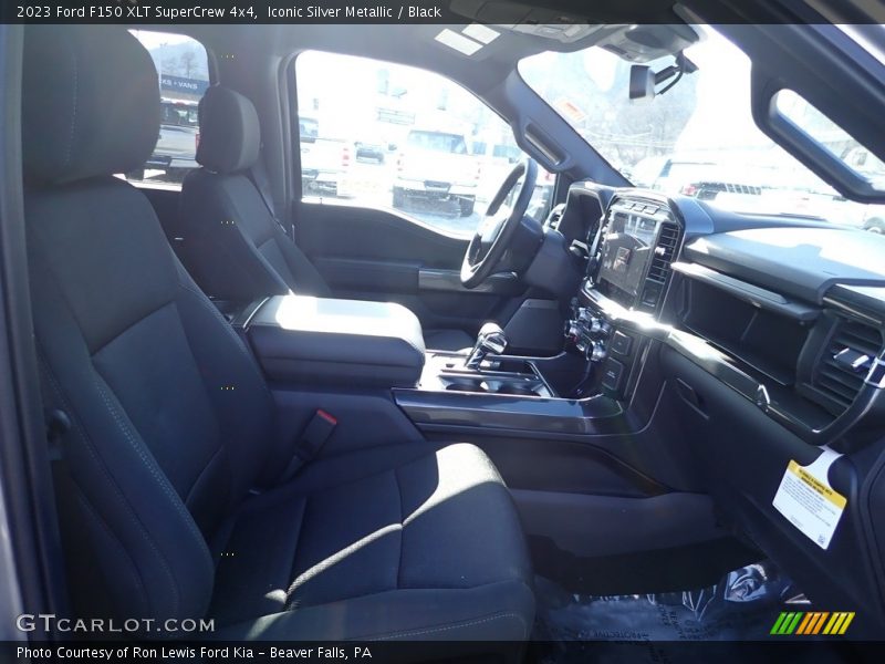 Iconic Silver Metallic / Black 2023 Ford F150 XLT SuperCrew 4x4