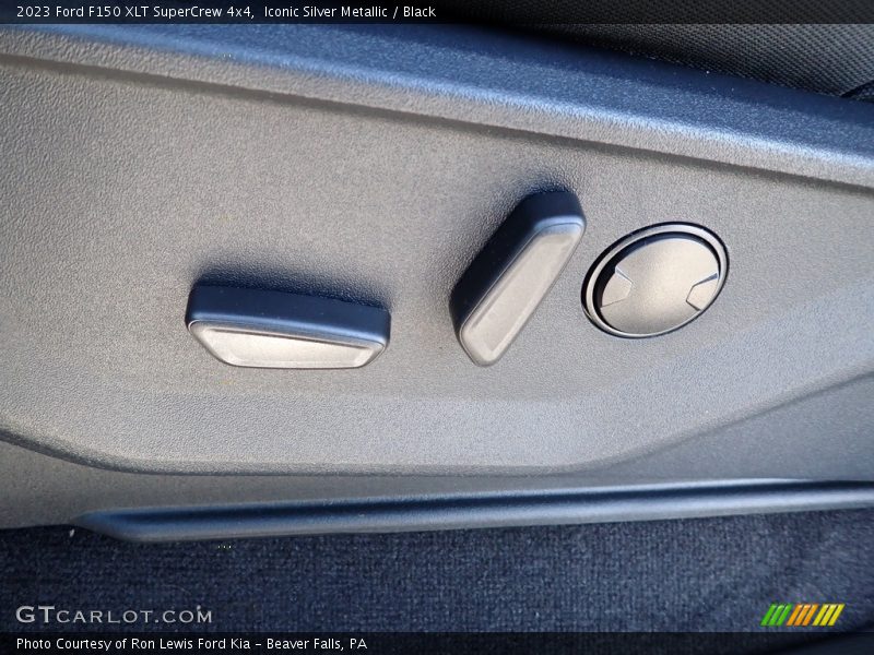 Iconic Silver Metallic / Black 2023 Ford F150 XLT SuperCrew 4x4