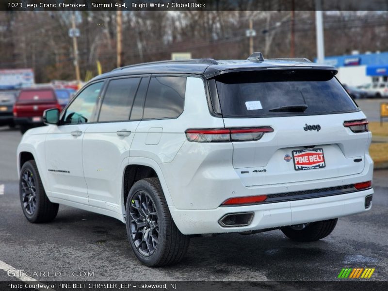 Bright White / Global Black 2023 Jeep Grand Cherokee L Summit 4x4