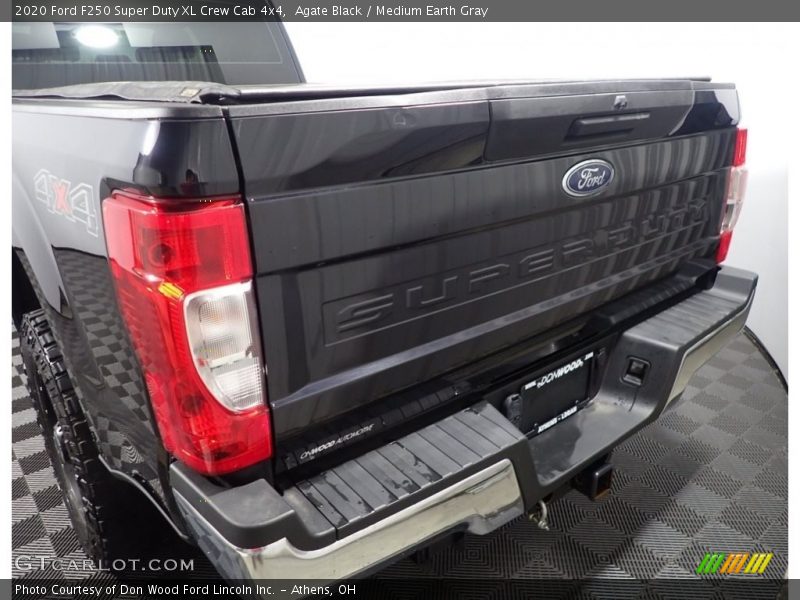 Agate Black / Medium Earth Gray 2020 Ford F250 Super Duty XL Crew Cab 4x4