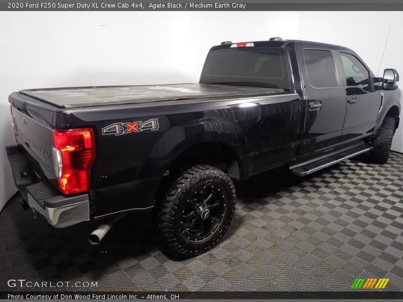 Agate Black / Medium Earth Gray 2020 Ford F250 Super Duty XL Crew Cab 4x4