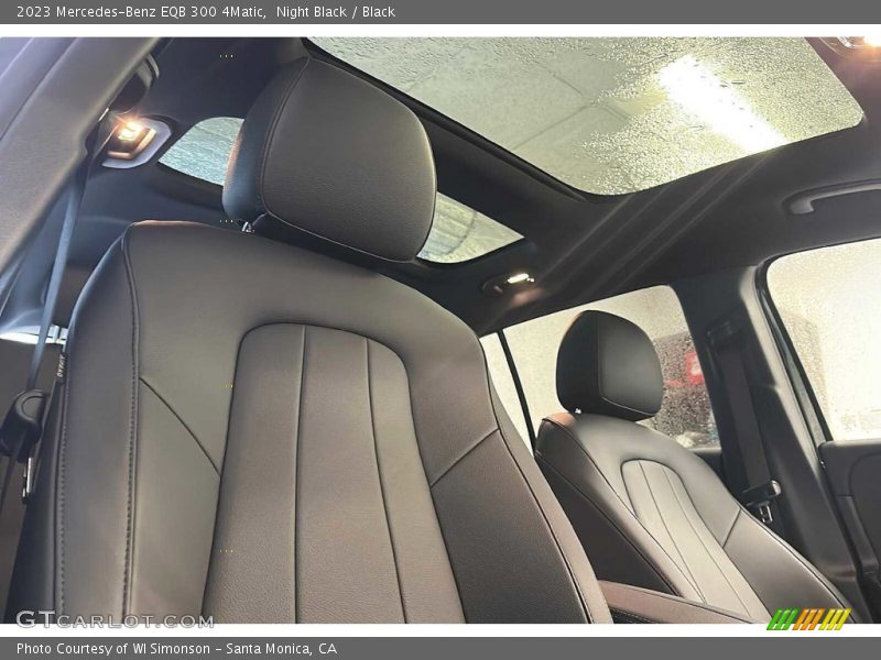 Sunroof of 2023 EQB 300 4Matic