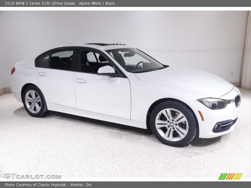 Alpine White / Black 2016 BMW 3 Series 328i xDrive Sedan