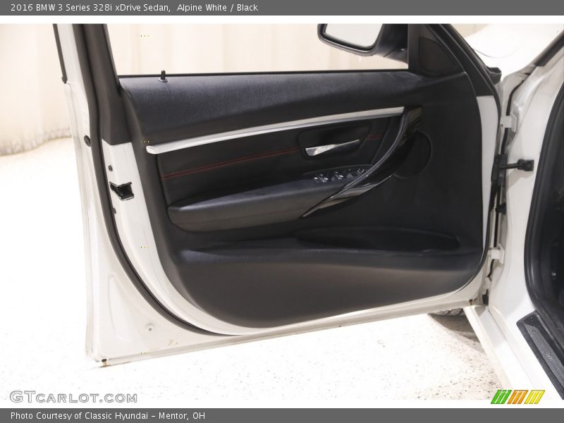 Alpine White / Black 2016 BMW 3 Series 328i xDrive Sedan