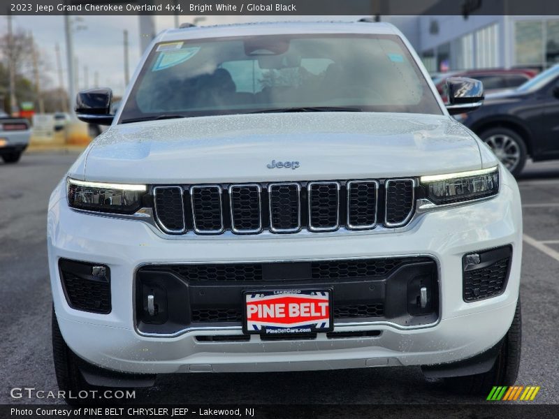 Bright White / Global Black 2023 Jeep Grand Cherokee Overland 4x4