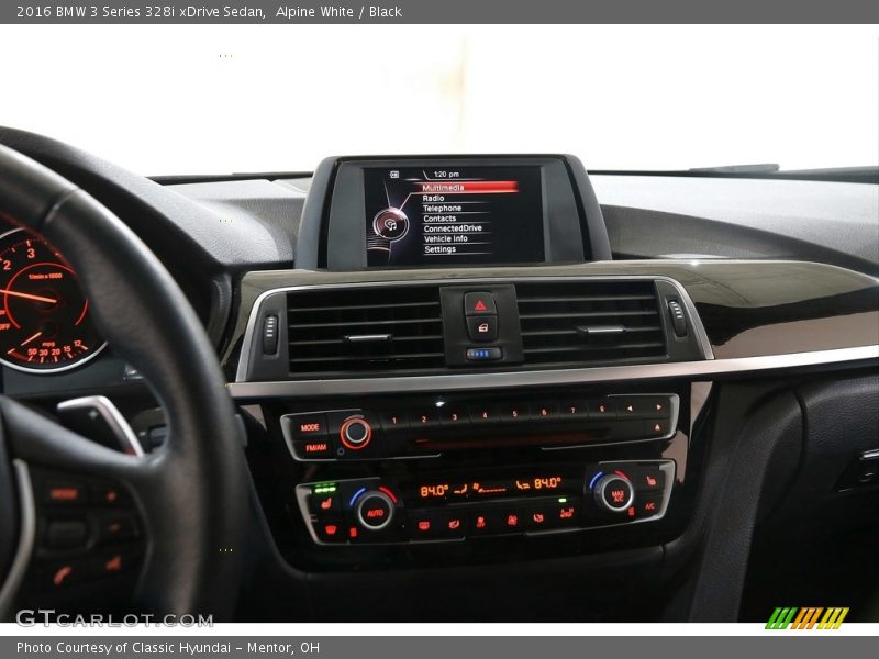 Alpine White / Black 2016 BMW 3 Series 328i xDrive Sedan