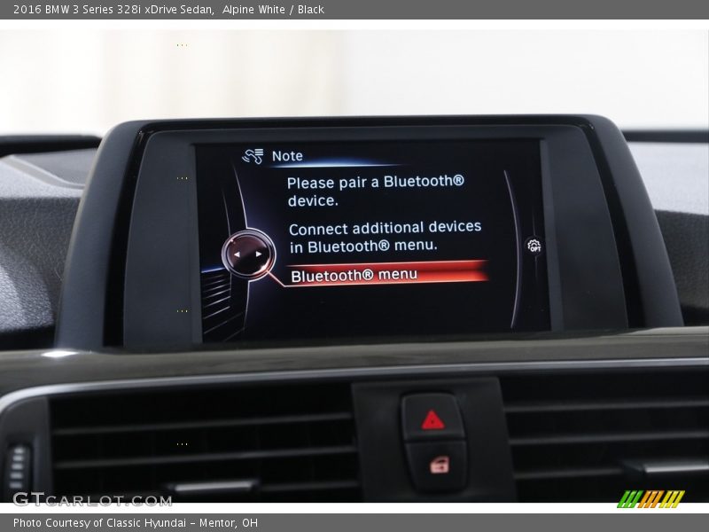 Alpine White / Black 2016 BMW 3 Series 328i xDrive Sedan