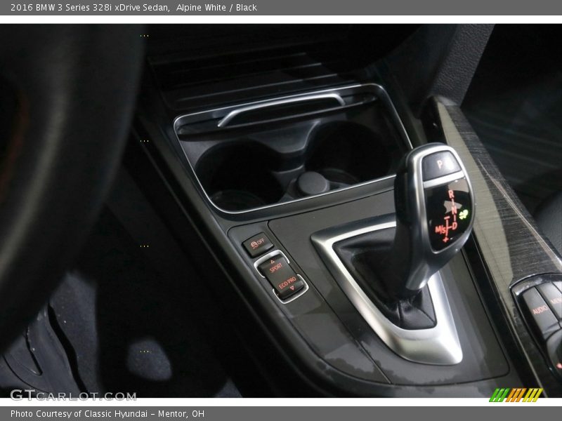 Alpine White / Black 2016 BMW 3 Series 328i xDrive Sedan