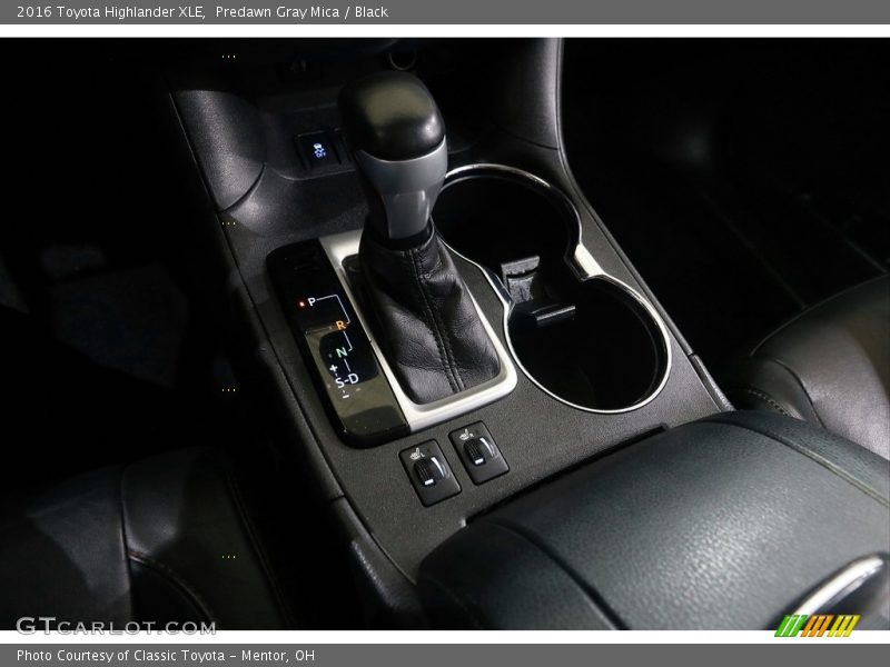 Predawn Gray Mica / Black 2016 Toyota Highlander XLE
