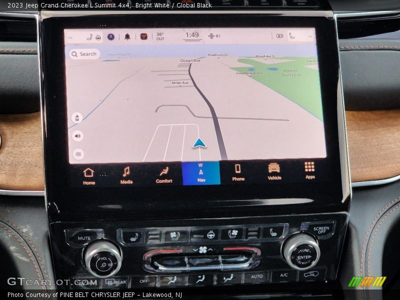 Navigation of 2023 Grand Cherokee L Summit 4x4