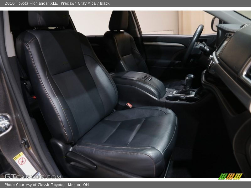 Predawn Gray Mica / Black 2016 Toyota Highlander XLE