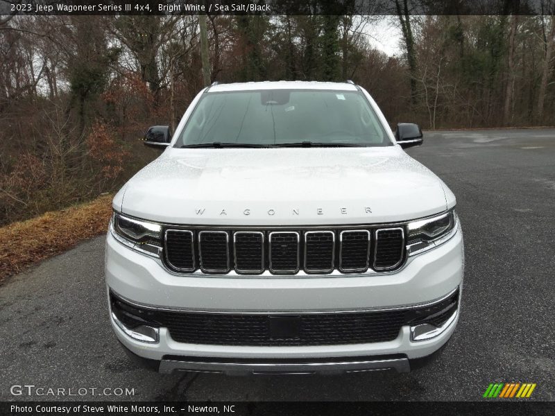 Bright White / Sea Salt/Black 2023 Jeep Wagoneer Series III 4x4