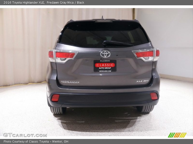 Predawn Gray Mica / Black 2016 Toyota Highlander XLE