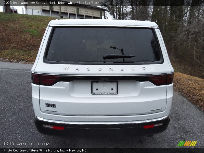  2023 Wagoneer Series III 4x4 Bright White