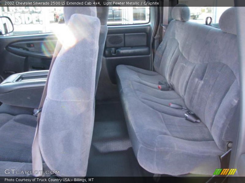 Light Pewter Metallic / Graphite 2002 Chevrolet Silverado 2500 LS Extended Cab 4x4