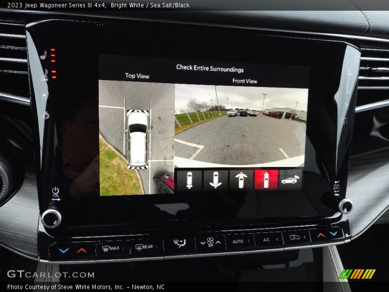 Controls of 2023 Wagoneer Series III 4x4