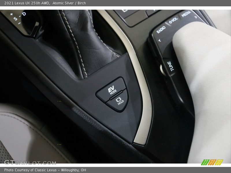 Atomic Silver / Birch 2021 Lexus UX 250h AWD