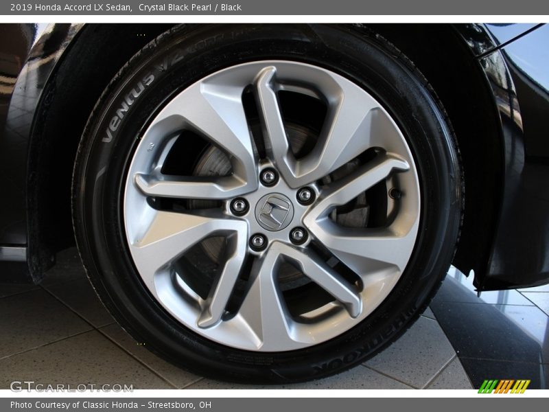 Crystal Black Pearl / Black 2019 Honda Accord LX Sedan