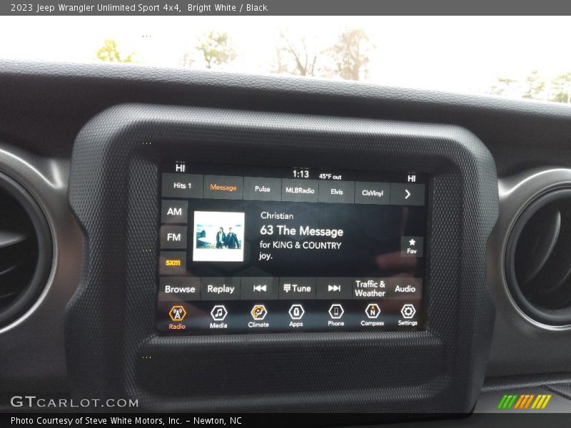 Controls of 2023 Wrangler Unlimited Sport 4x4