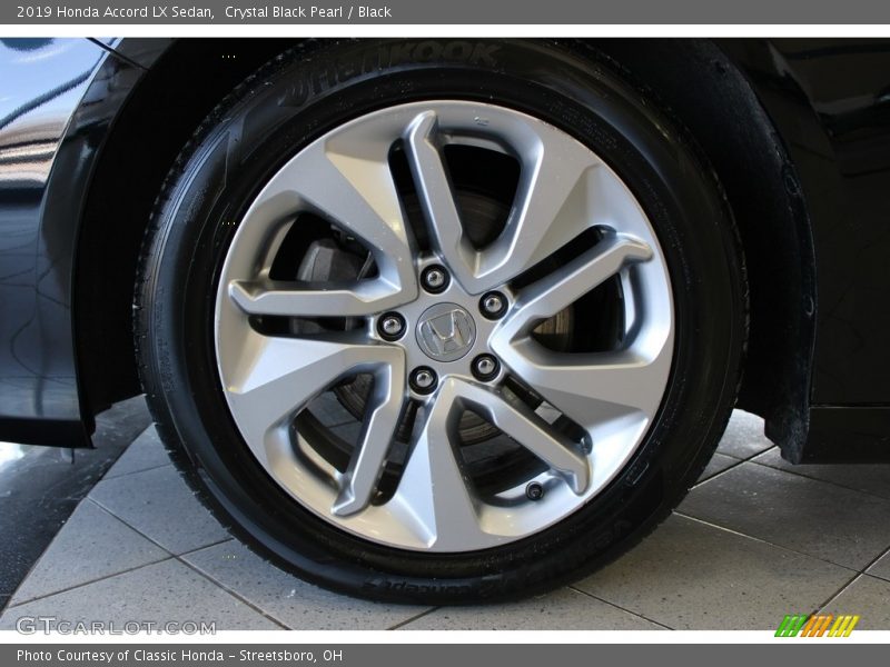 Crystal Black Pearl / Black 2019 Honda Accord LX Sedan