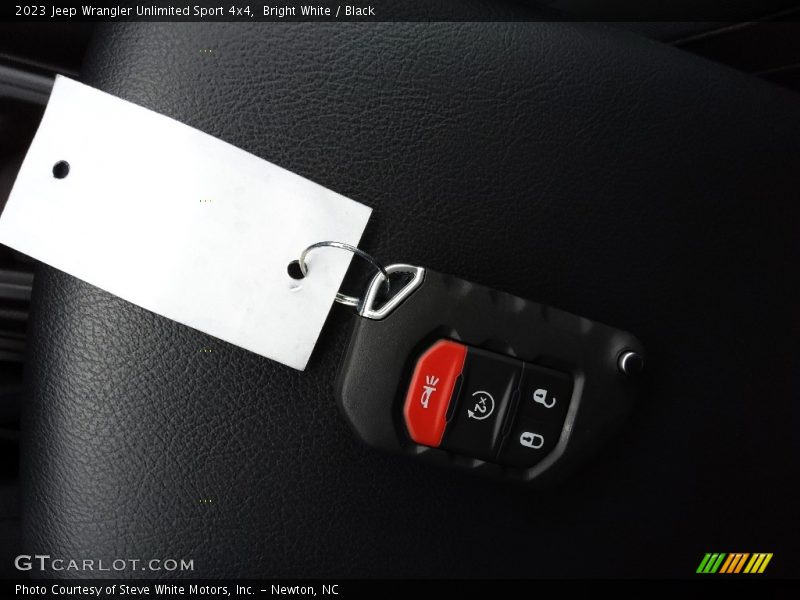 Bright White / Black 2023 Jeep Wrangler Unlimited Sport 4x4