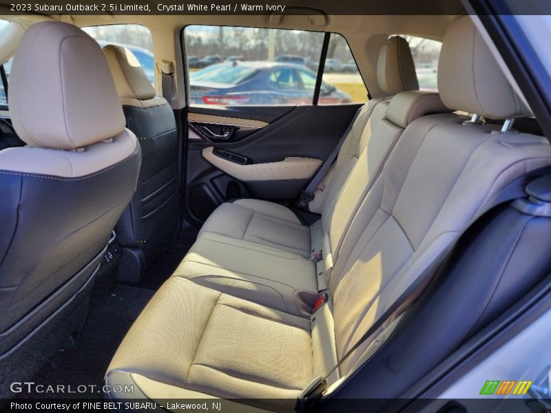 Crystal White Pearl / Warm Ivory 2023 Subaru Outback 2.5i Limited