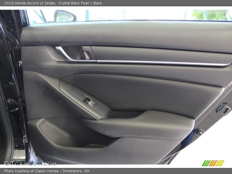 Crystal Black Pearl / Black 2019 Honda Accord LX Sedan