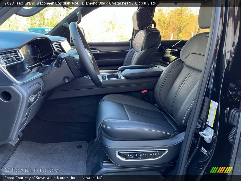 Front Seat of 2023 Grand Wagoneer Obsidian 4x4