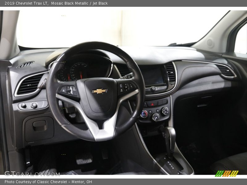 Mosaic Black Metallic / Jet Black 2019 Chevrolet Trax LT