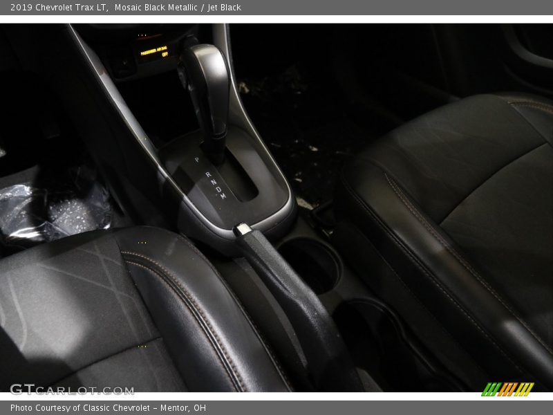 Mosaic Black Metallic / Jet Black 2019 Chevrolet Trax LT