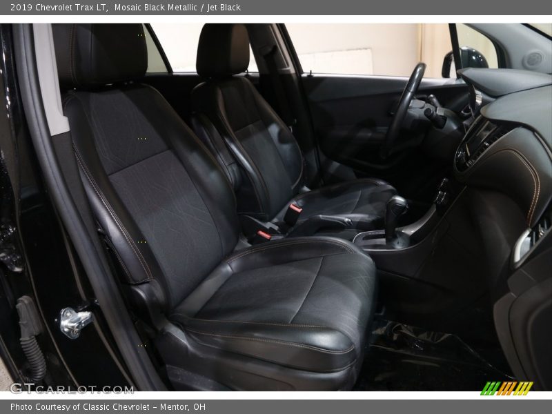 Mosaic Black Metallic / Jet Black 2019 Chevrolet Trax LT
