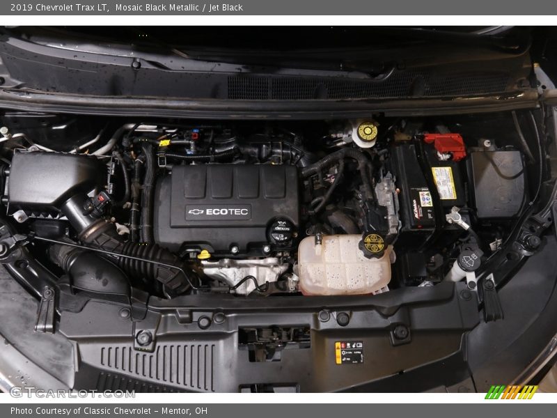 Mosaic Black Metallic / Jet Black 2019 Chevrolet Trax LT