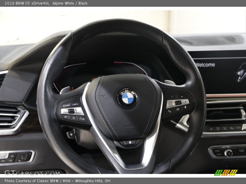 Alpine White / Black 2019 BMW X5 xDrive40i